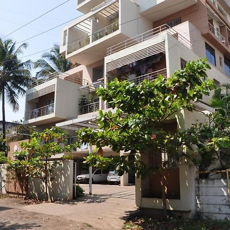 Chandralok Service Apartments コールハープル エクステリア 写真