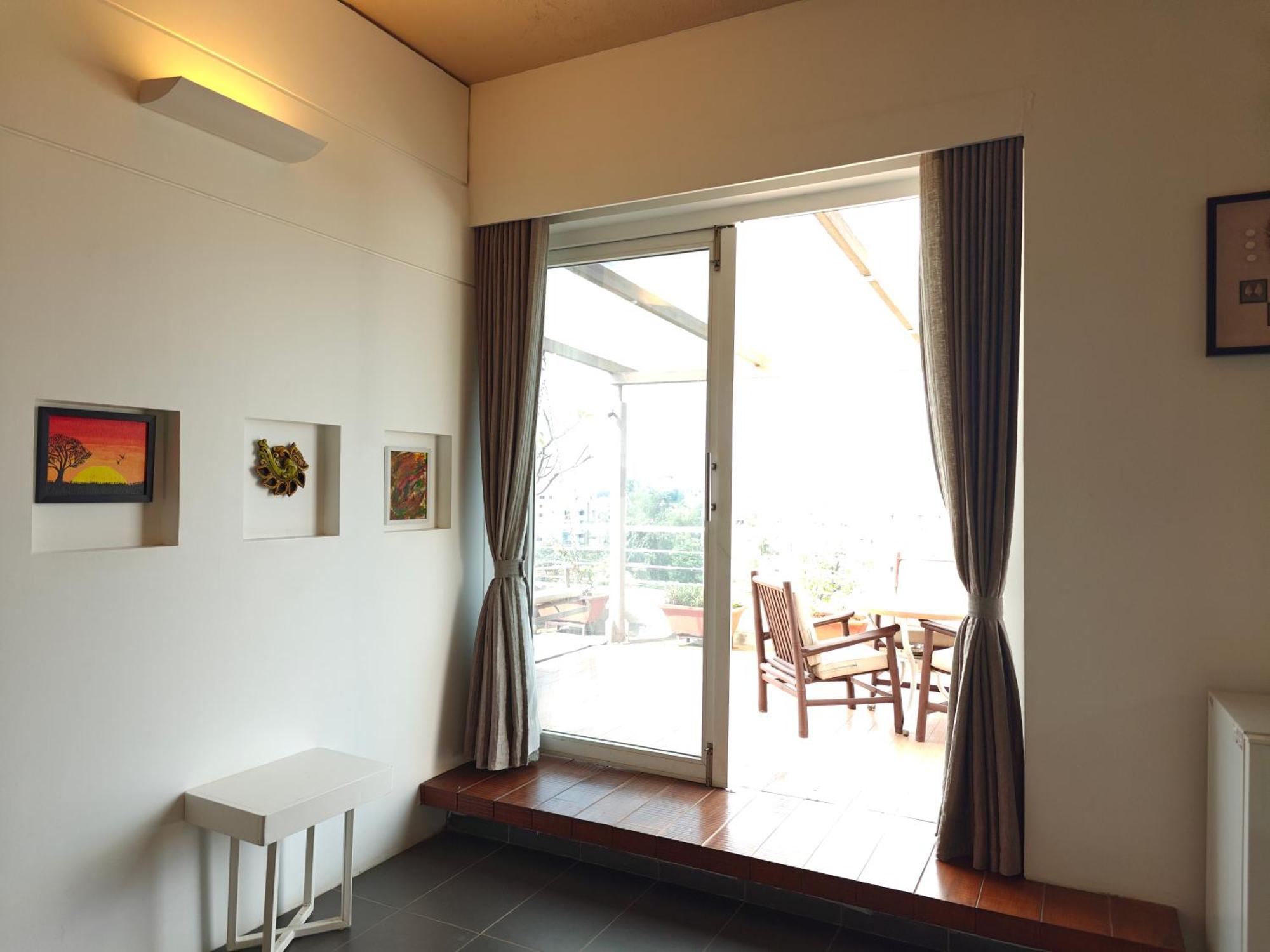 Chandralok Service Apartments コールハープル エクステリア 写真