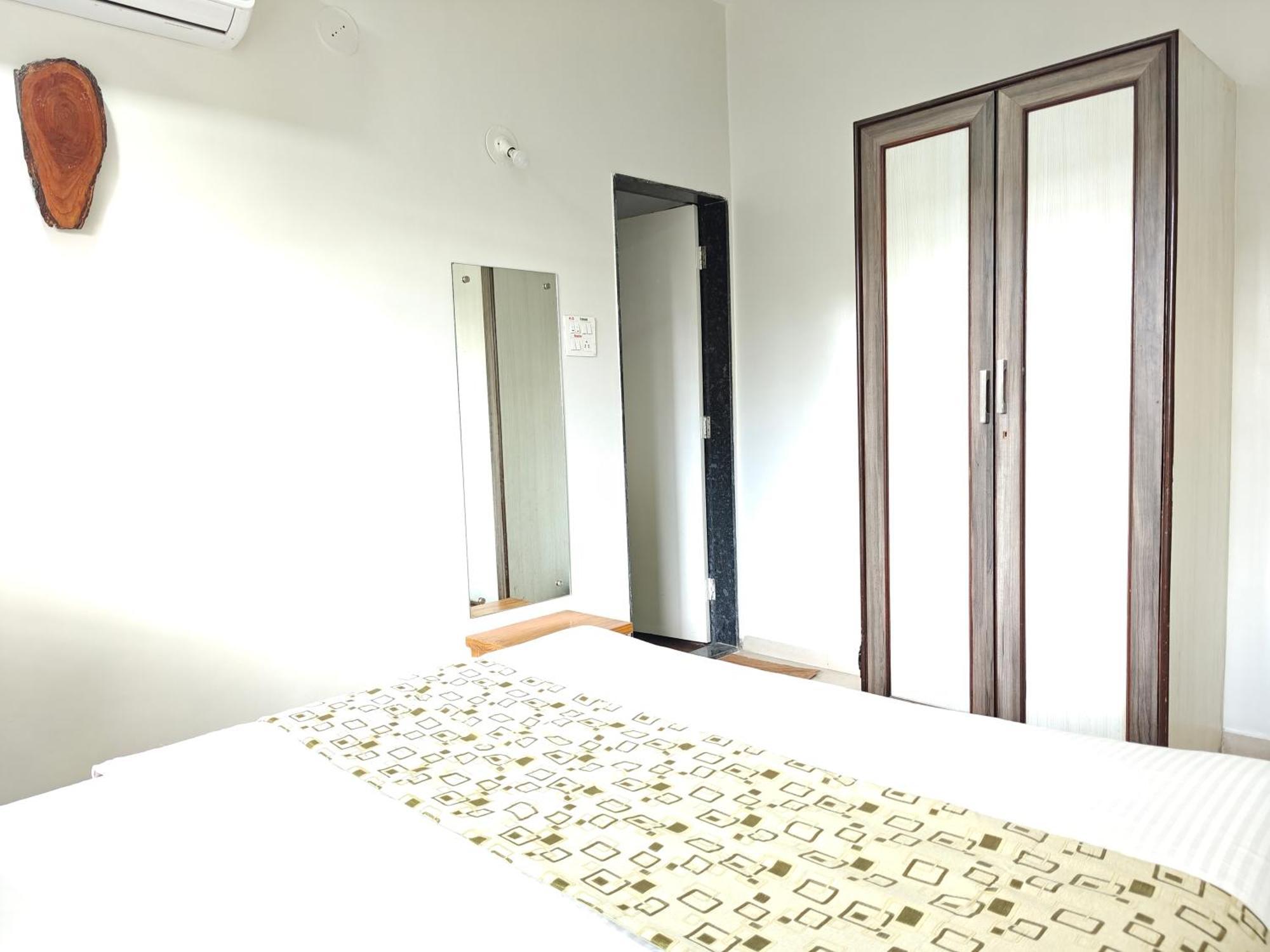 Chandralok Service Apartments コールハープル 部屋 写真
